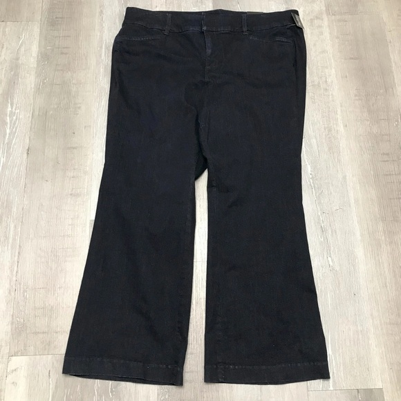 Torrid Studio High-Rise Flare Jean - New! - Size 22 Regular - Picture 1 of 3